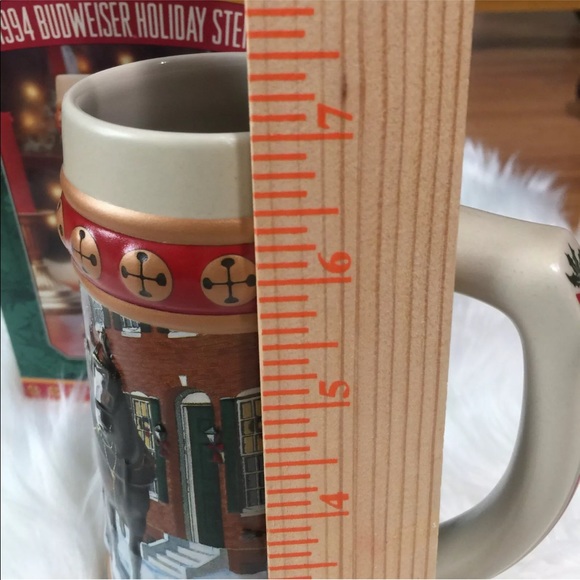 BUDWEISER 1994 Holiday Series Beer Stein - Picture 8 of 8